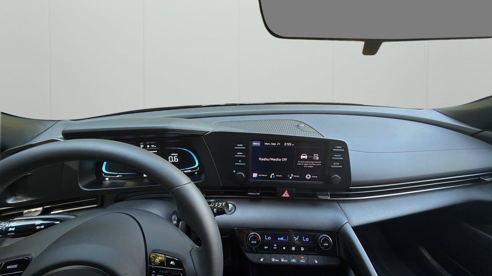 Used 2026 Hyundai Elantra SEL Sport FWD image 20