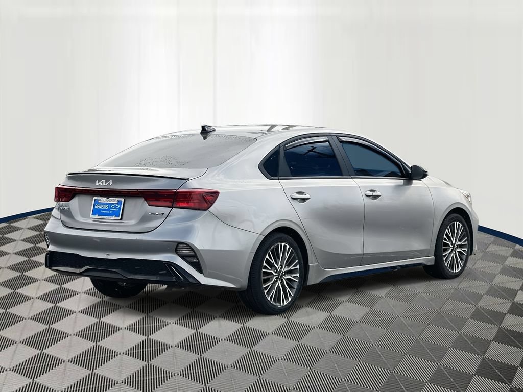 Used 2023 Kia Forte GT-Line w/ GT-Line Premium Package FWD image 5
