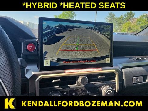 Used 2025 Toyota Tacoma TRD Off-Road AWD/4WD image 16