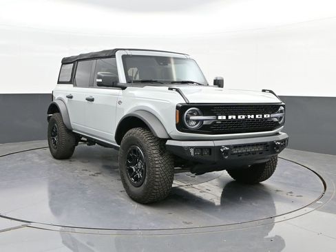 Certified 2023 Ford Bronco Wildtrak image 22