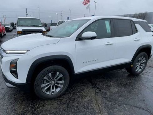 New 2026 Chevrolet Equinox LT w/ Safety and Technology Package image 6