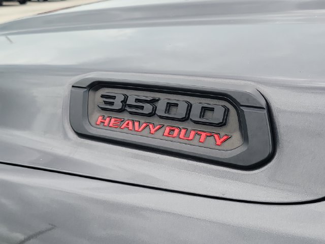 Used 2022 RAM 3500 Laramie w/ Night Edition AWD/4WD image 9