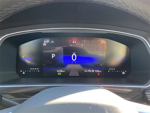 Used 2024 Volkswagen Tiguan SE R-Line image 16