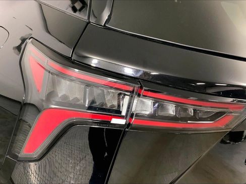 Used 2025 Chevrolet Equinox LT image 27