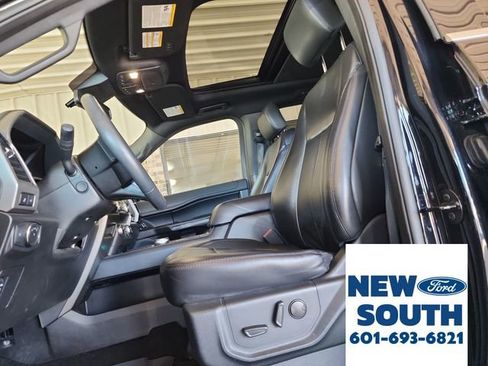 Used 2020 Ford Expedition XLT w/ Equipment Group 202A image 15