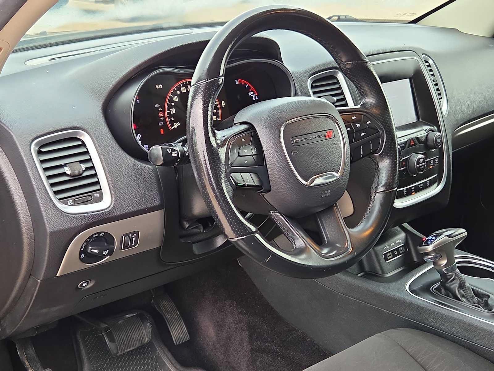 Used 2019 Dodge Durango SXT w/ 3rd Row Seating Group RWD image 10