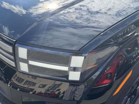 Used 2025 Hyundai Santa Fe SEL image 7