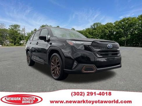 Used 2025 Subaru Forester Sport w/ Popular Package #1 AWD/4WD image 1