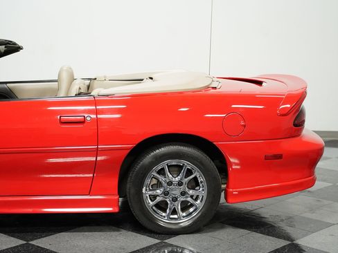 Used 2002 Chevrolet Camaro Z28 w/ Sport Appearance Pkg image 19