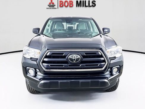 Used 2019 Toyota Tacoma SR5 RWD image 2