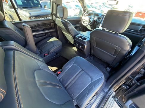 Used 2023 Ford Expedition Max Platinum image 14