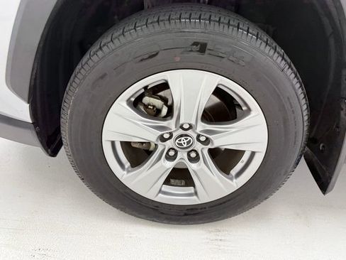 Used 2023 Toyota RAV4 XLE w/ Convenience Package FWD image 7