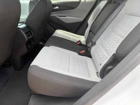 Used 2023 Chevrolet Equinox LT w/ Driver Convenience Package FWD image 11