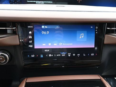 New 2026 Lincoln Navigator Reserve AWD/4WD image 15