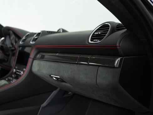 Used 2025 Porsche 718 Cayman GTS RWD image 13