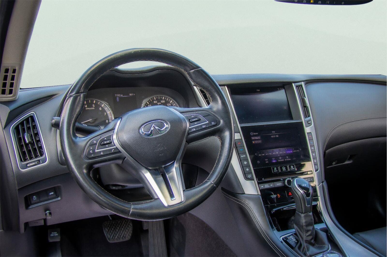 Used 2020 INFINITI Q50 Luxe RWD image 5