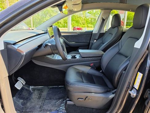 Used 2024 Tesla Model Y Performance AWD/4WD image 21