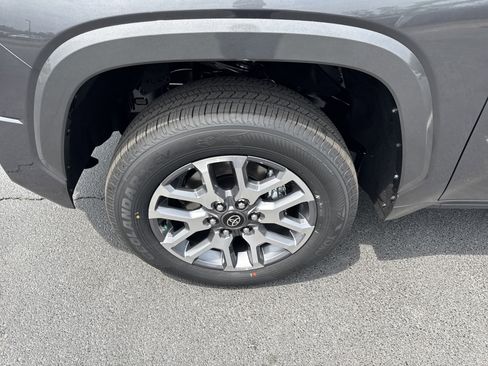 New 2026 Toyota Tundra 1794 Edition AWD/4WD image 9