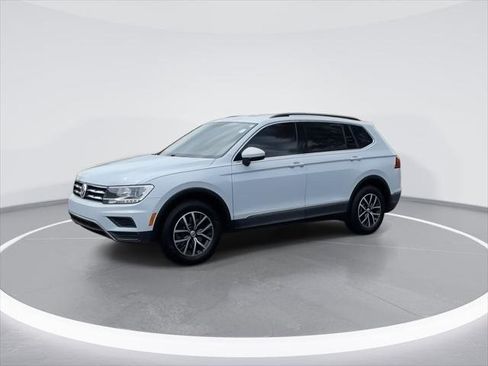 Used 2018 Volkswagen Tiguan SEL AWD/4WD image 4