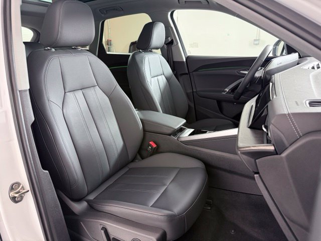 Certified 2025 Audi Q5 Premium w/ Convenience Package AWD/4WD image 24