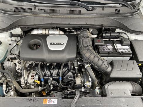 Used 2020 Hyundai Kona Limited image 26