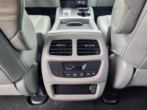 Used 2022 Honda Pilot Special Edition image 24