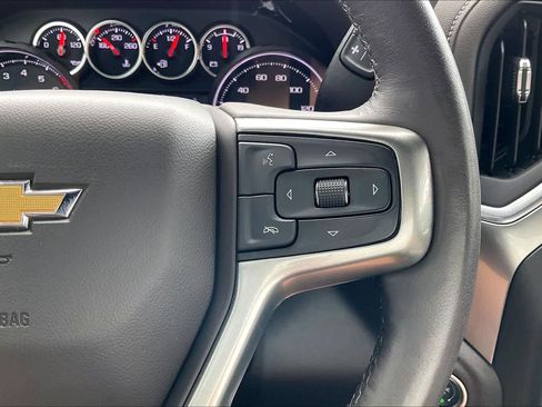 Used 2022 Chevrolet Silverado 1500 LTZ w/ LTZ Convenience Package II AWD/4WD image 19