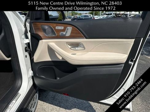 Used 2025 Mercedes-Benz GLS 450 4MATIC image 44