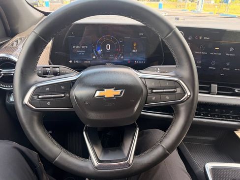 Used 2026 Chevrolet Equinox LT w/ Convenience Package II AWD/4WD image 16
