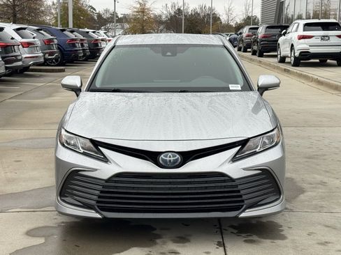 Used 2022 Toyota Camry LE w/ Cold Weather Package image 7