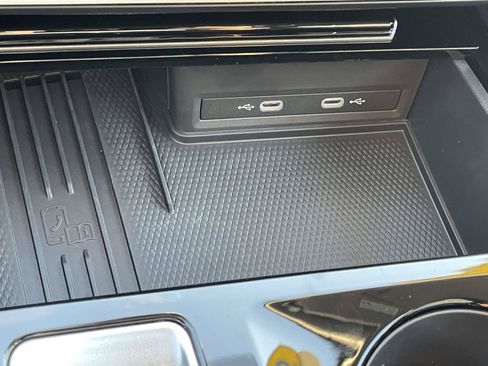 Certified 2026 Volkswagen Atlas SE w/ Panoramic Sunroof Package FWD image 29