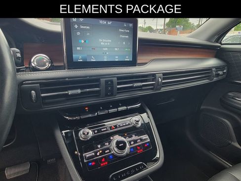 Used 2022 Lincoln Corsair Reserve w/ Elements Package AWD/4WD image 25