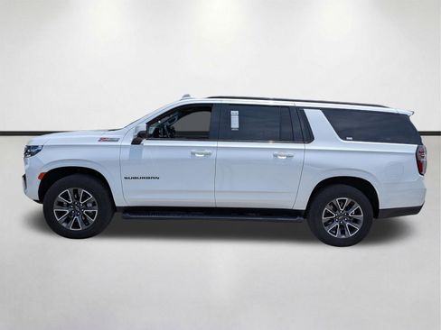 Used 2024 Chevrolet Suburban Z71 w/ Luxury Package AWD/4WD image 6