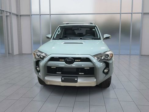 Used 2023 Toyota 4Runner TRD Off-Road Premium w/ Moonroof Package AWD/4WD image 6