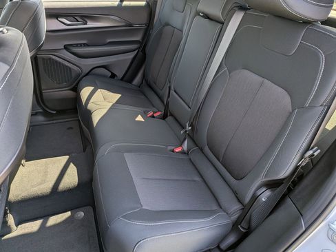 New 2026 Jeep Grand Cherokee Laredo X image 29