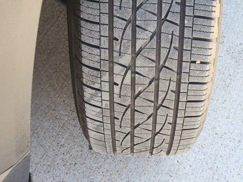 Used 2025 Chevrolet Equinox LT image 18