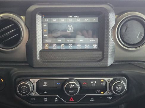 Used 2023 Jeep Wrangler Unlimited Sport AWD/4WD image 16