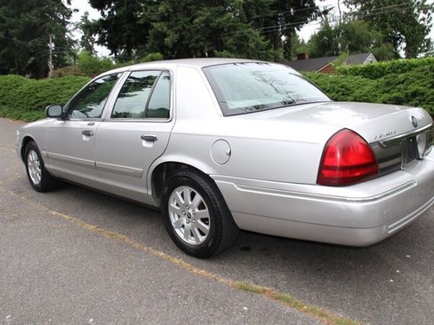 Used 2006 Mercury Grand Marquis LS RWD image 4