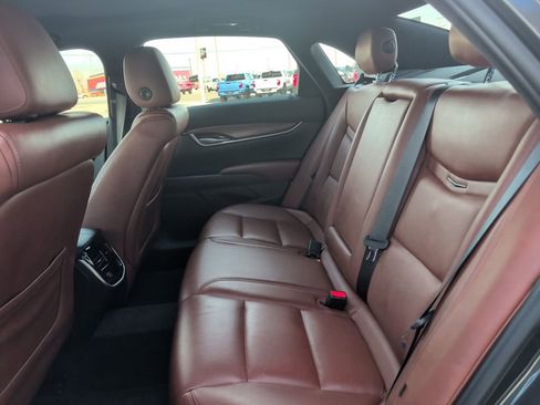 Used 2015 Cadillac XTS Luxury image 21