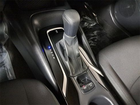 Used 2022 Toyota Corolla LE image 30