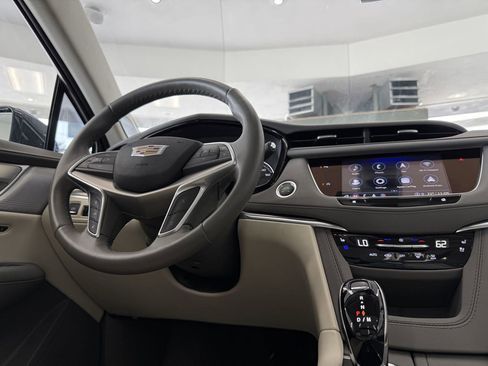 Used 2024 Cadillac XT5 Premium Luxury image 41
