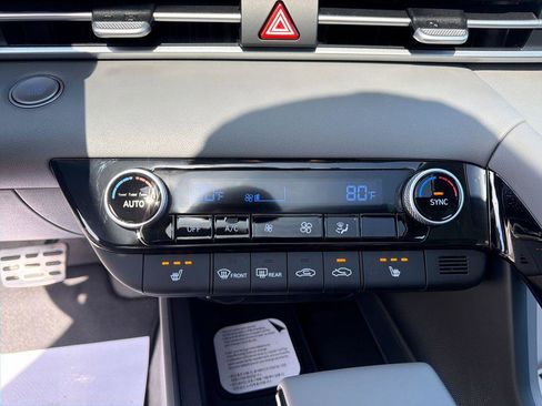 New 2026 Hyundai Elantra SEL Sport Premium image 17