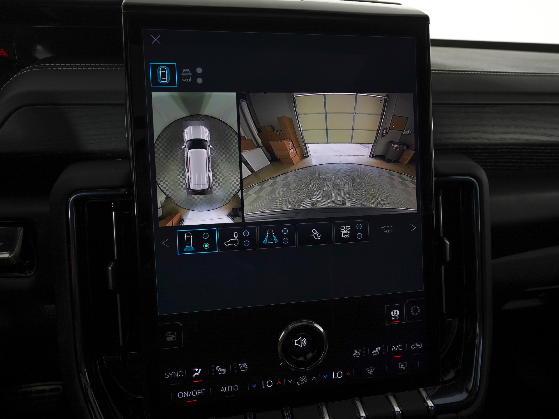 Used 2026 GMC Yukon AT4 Ultimate AWD/4WD image 28