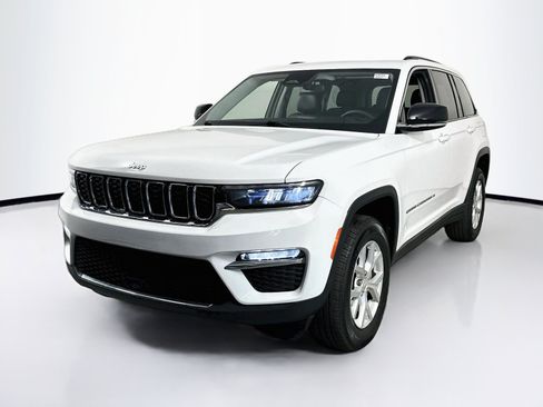 Used 2023 Jeep Grand Cherokee Limited w/ Trailer Tow Prep Group (B) AWD/4WD image 1