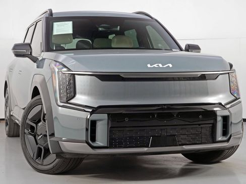 Used 2024 Kia EV9 GT-Line image 4