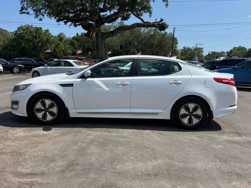 Used 2012 Kia Optima Hybrid FWD image 3