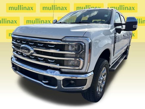 Used 2024 Ford F250 Lariat w/ Chrome Package image 10