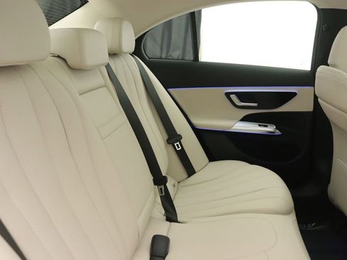 New 2026 Mercedes-Benz E 350 Sedan image 10