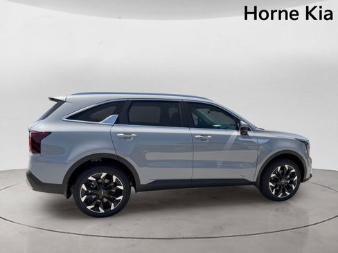 New 2026 Kia Sorento EX AWD/4WD image 3