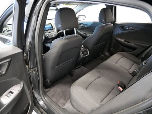 Used 2020 Chevrolet Malibu LT image 8